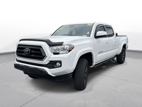 Used 2020 Toyota Tacoma SR5 image 2