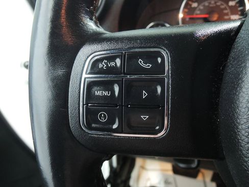 Used 2018 Jeep Wrangler Unlimited Sahara w/ Connectivity Group image 17