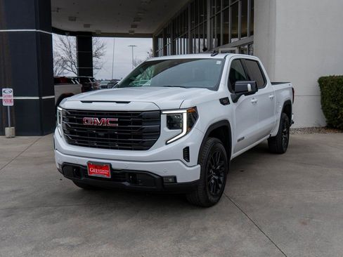 New 2026 GMC Sierra 1500 Elevation w/ Elevation Premium Package image 3