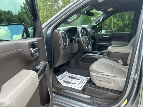 Used 2019 Chevrolet Silverado 1500 LTZ AWD/4WD image 10
