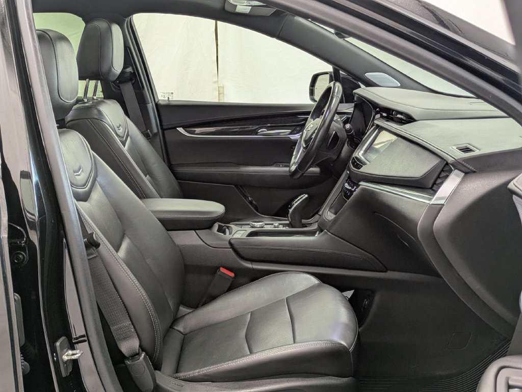 Used 2020 Cadillac XT5 Premium Luxury FWD image 20