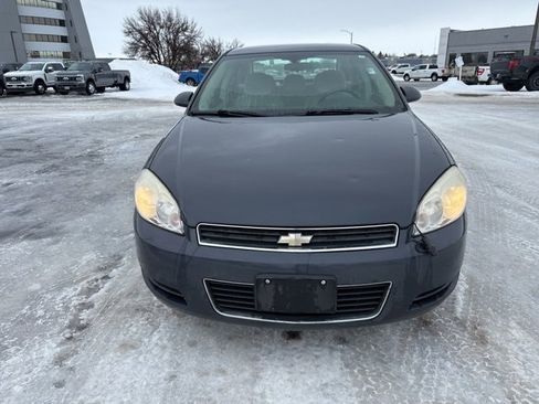 Used 2009 Chevrolet Impala LT image 4
