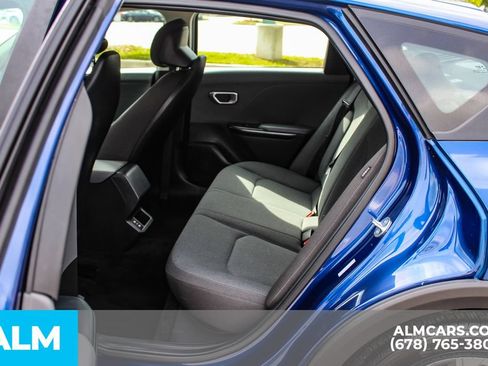 Used 2025 Kia K4 FWD image 18
