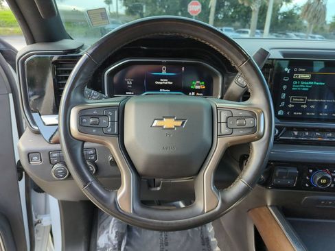 Used 2024 Chevrolet Silverado 2500 High Country AWD/4WD image 11