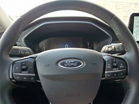 Used 2023 Ford Escape Active image 15