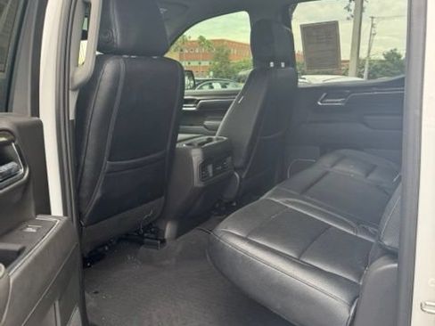 Used 2022 Chevrolet Silverado 1500 LT Trail Boss AWD/4WD image 8