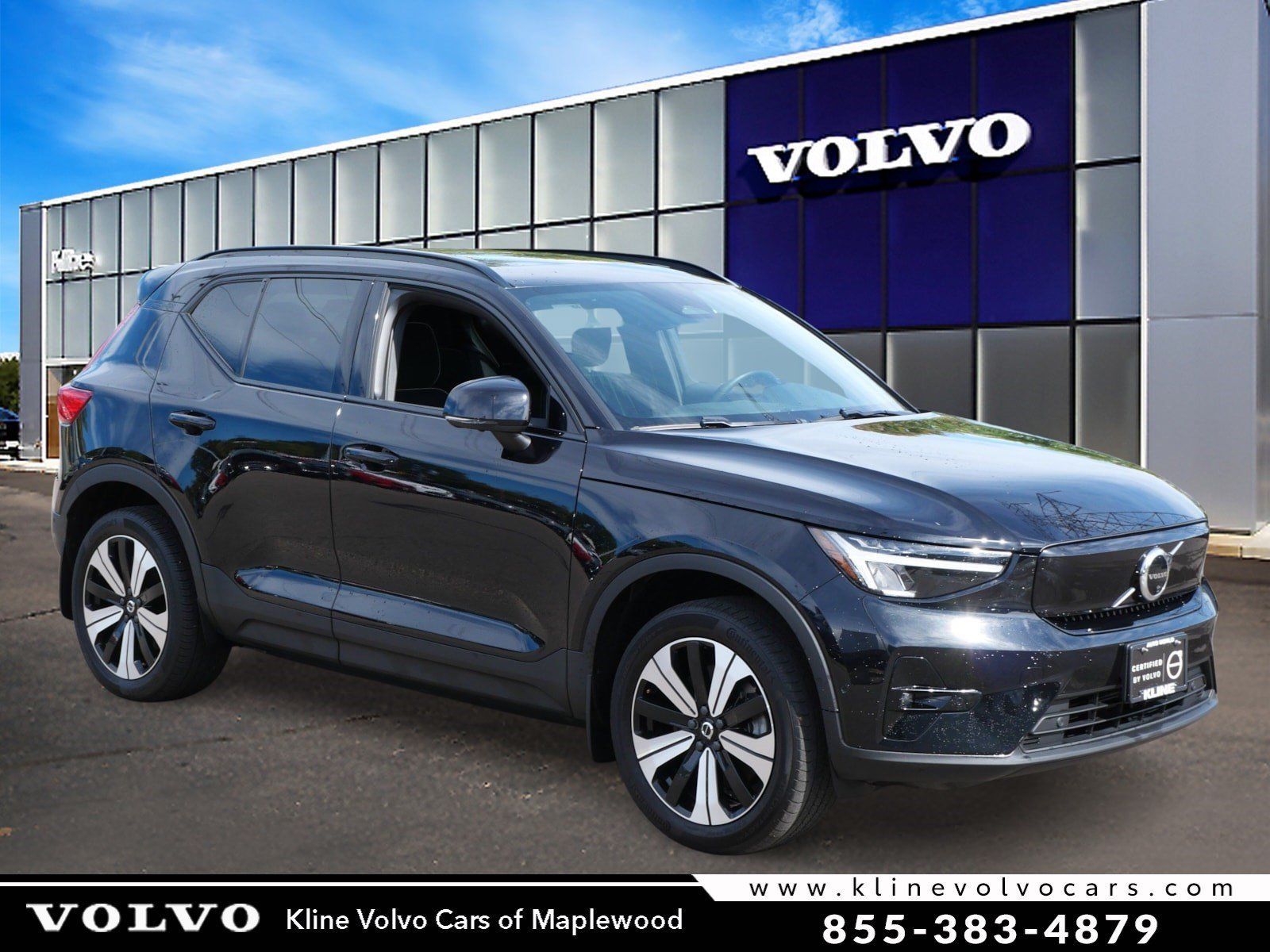 Used 2023 Volvo XC40 Recharge Plus w/ Protection Package Premier AWD/4WD image 1