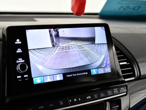 Certified 2025 Honda Odyssey Elite image 20