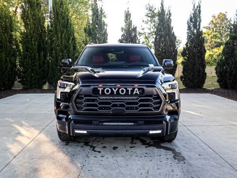 Used 2024 Toyota Sequoia TRD Pro AWD/4WD image 3