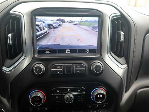 Used 2021 Chevrolet Silverado 1500 LTZ image 22