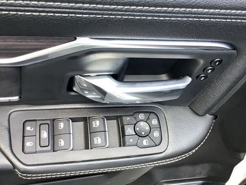 New 2025 RAM 2500 Laramie image 27