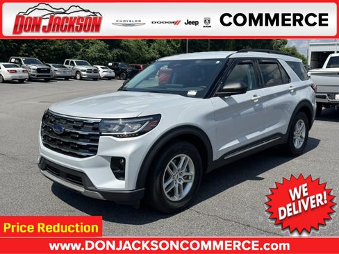 Used 2025 Ford Explorer Active w/ Active Comfort Package RWD image 1