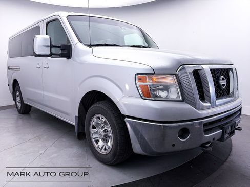 Used 2014 Nissan NV 3500 SL w/ Technology Package RWD image 1