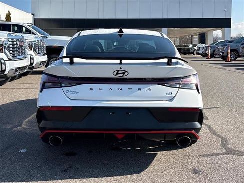 Used 2024 Hyundai Elantra N image 5
