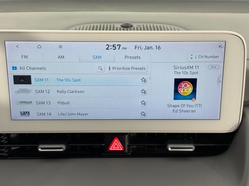 Used 2022 Hyundai Ioniq 5 SE image 26