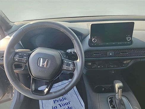 Used 2024 Honda HR-V Sport image 10