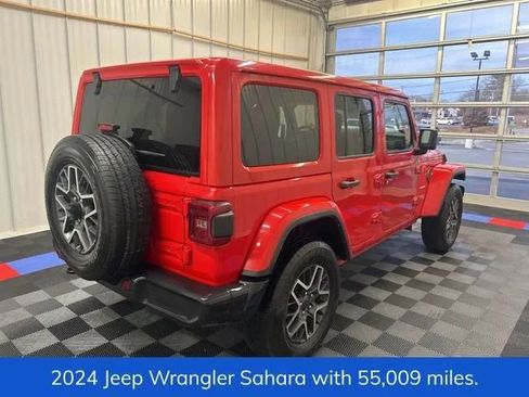 Used 2024 Jeep Wrangler Sahara image 3