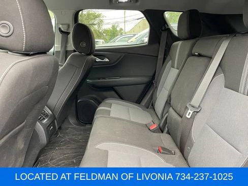 Used 2023 Chevrolet Blazer LT w/ Convenience Package FWD image 9