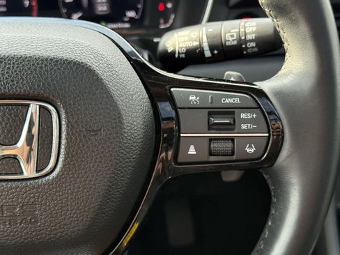 Used 2023 Honda Pilot Elite image 22