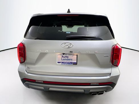 Used 2023 Hyundai Palisade Limited AWD/4WD image 6