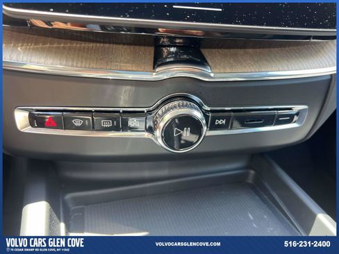 Used 2026 Volvo XC60 B5 Plus w/ Climate Package AWD/4WD image 28