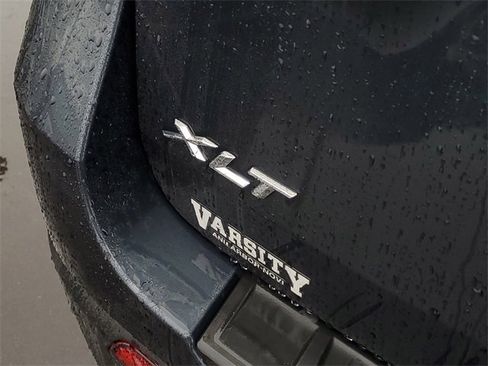 Certified 2023 Ford Explorer XLT image 7