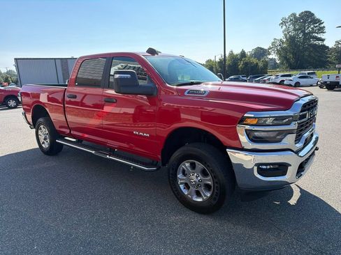 Used 2026 RAM 2500 Big Horn AWD/4WD image 11