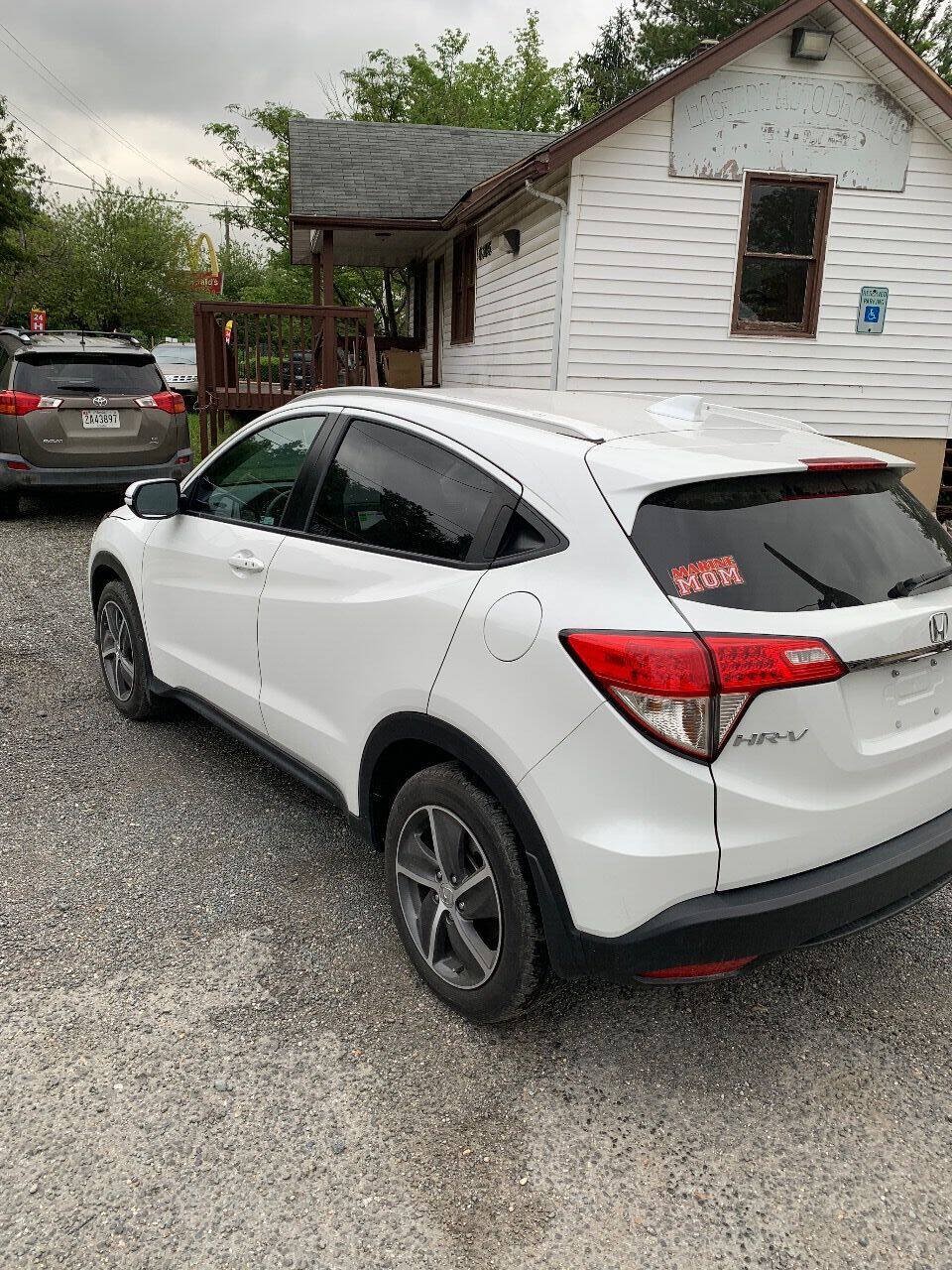 Used 2022 Honda HR-V EX image 4