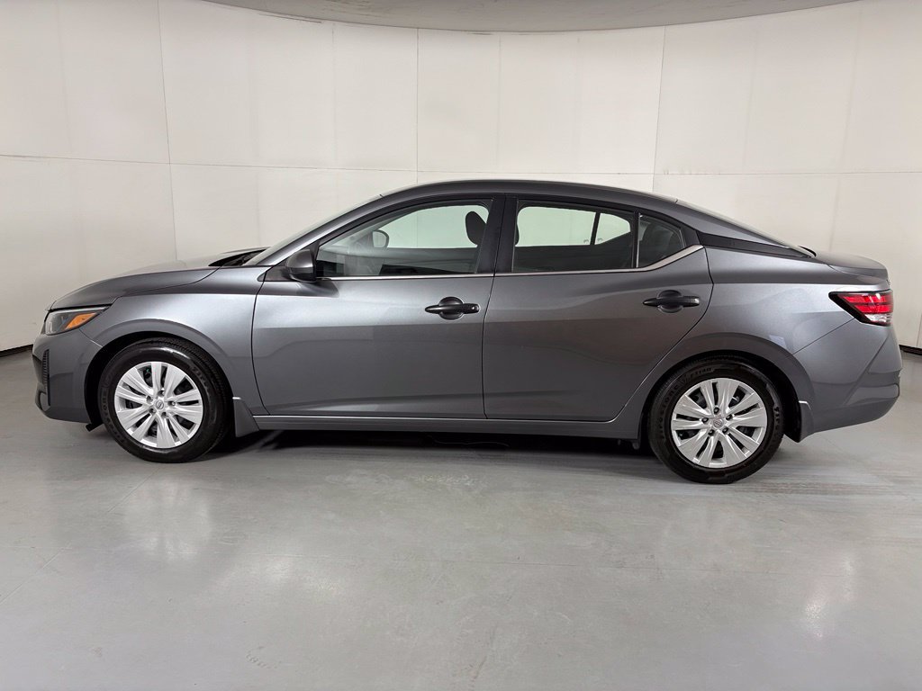 Used 2025 Nissan Sentra S FWD image 5