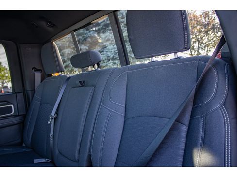Certified 2025 RAM 2500 Big Horn AWD/4WD image 18