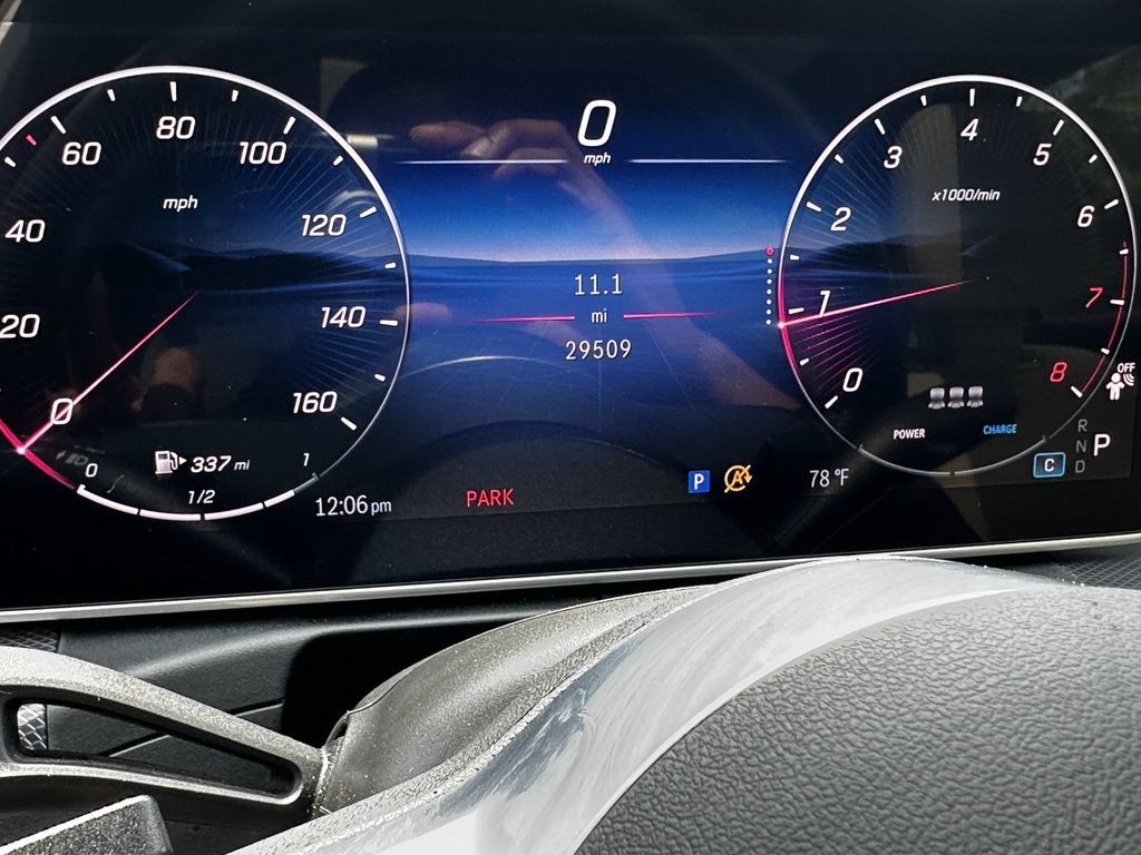 Certified 2025 Mercedes-Benz C 300 Sedan image 31