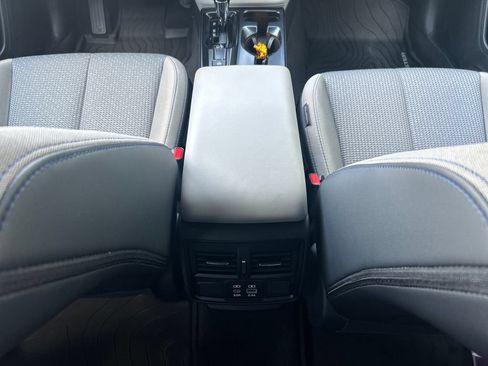 Used 2026 Subaru Forester Premium AWD/4WD image 30