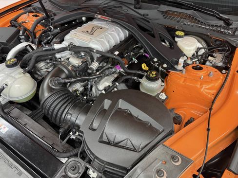 Used 2021 Ford Mustang Shelby GT500 w/ Technology Package image 44