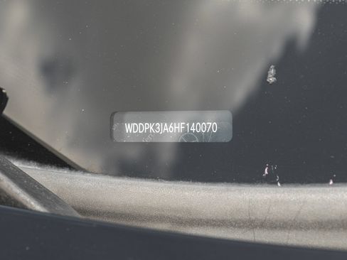 Used 2017 Mercedes-Benz SLC 300 image 49