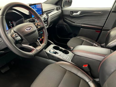 Used 2025 Ford Escape ST-Line Select image 15