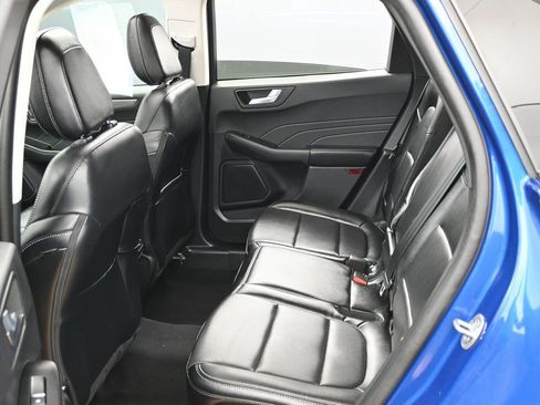Used 2022 Ford Escape Titanium AWD/4WD image 38