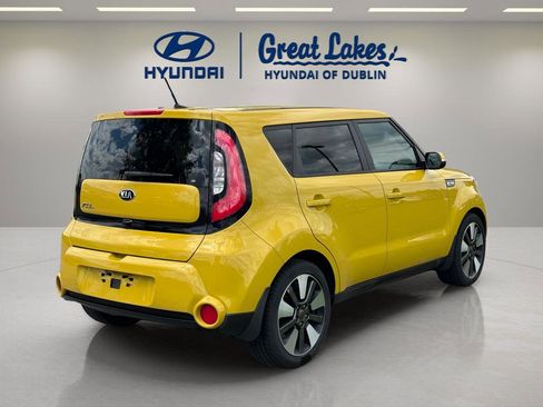 Used 2015 Kia Soul ! FWD image 5