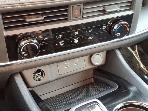 Used 2026 Nissan Rogue S image 25