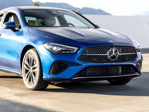 New 2025 Mercedes-Benz CLA 250 image 3