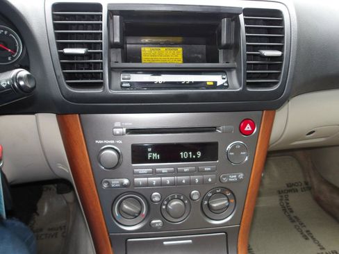 Used 2005 Subaru Outback Premium image 16