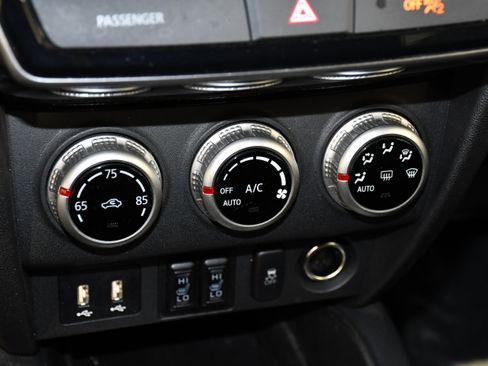 Used 2024 Mitsubishi Outlander Sport LE AWD/4WD image 27