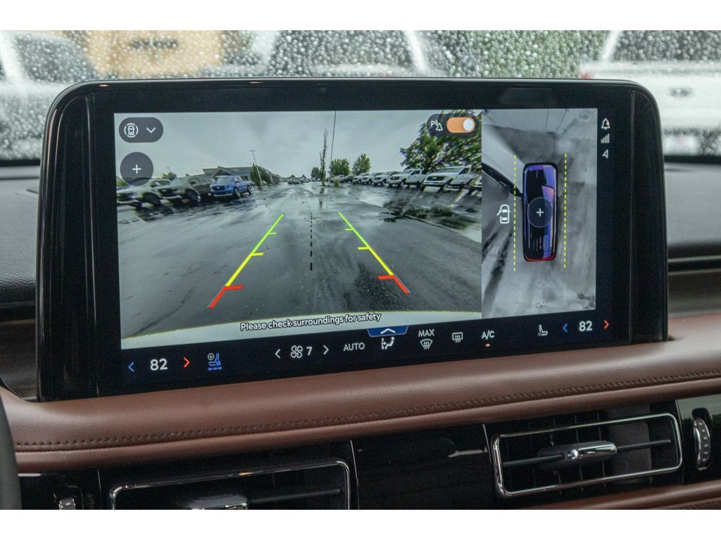 Used 2025 Lincoln Aviator Reserve w/ Equipment Group 201A AWD/4WD image 25