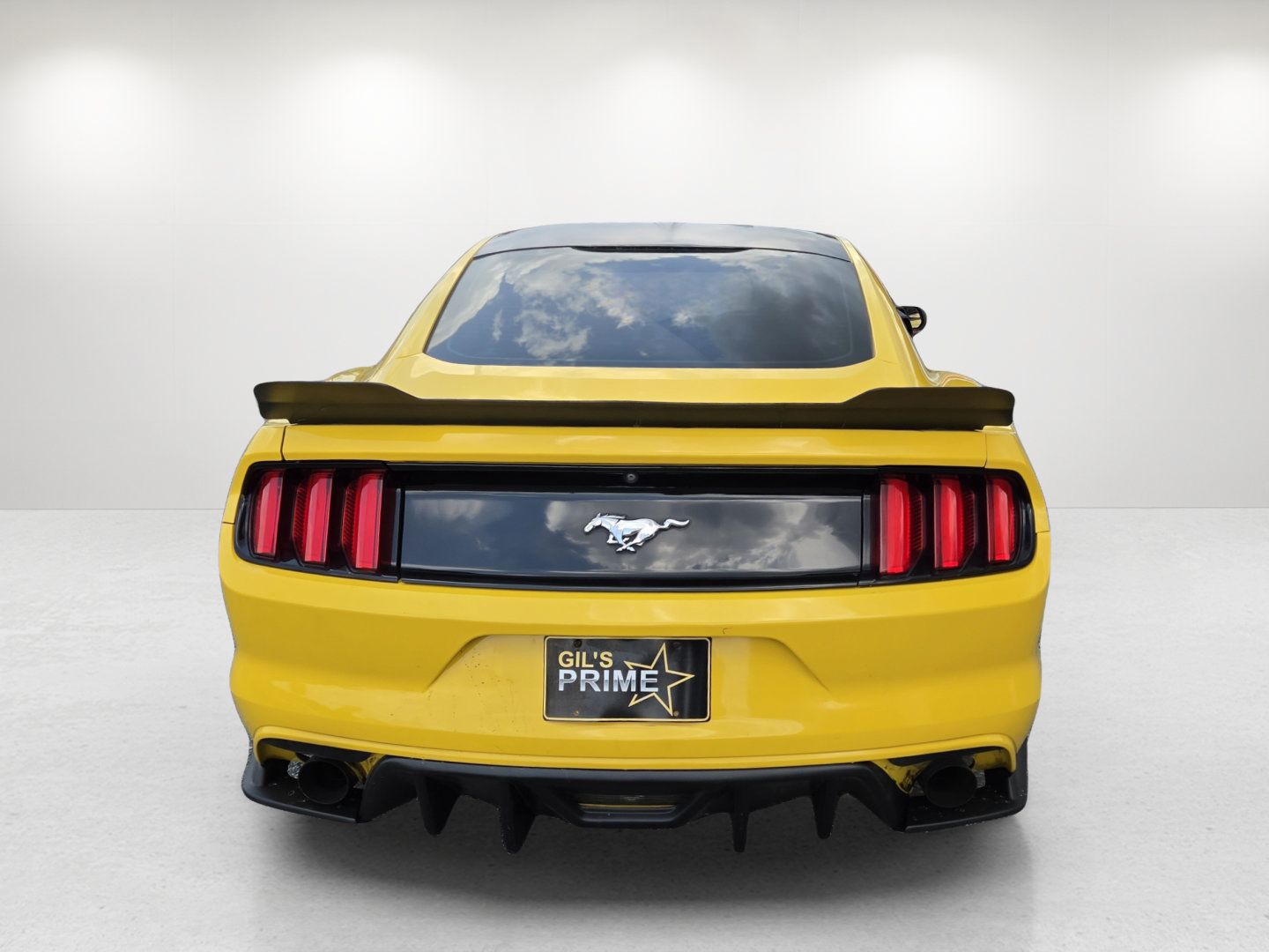 Used 2017 Ford Mustang Coupe RWD image 6