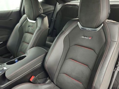 Used 2021 Chevrolet Camaro ZL1 RWD image 32