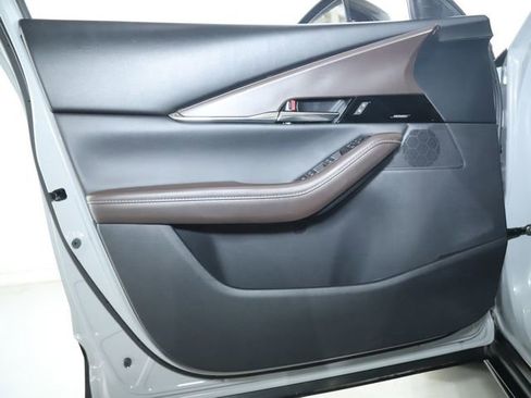 Certified 2025 MAZDA CX-30 2.5 Turbo w/ Premium Package image 27