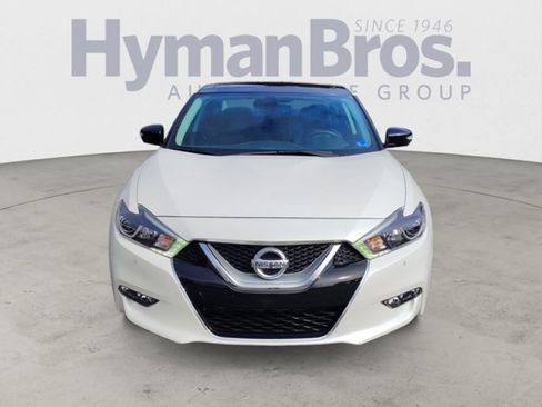 Used 2017 Nissan Maxima Platinum image 8