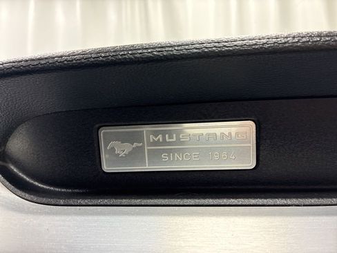 Used 2017 Ford Mustang Premium image 28