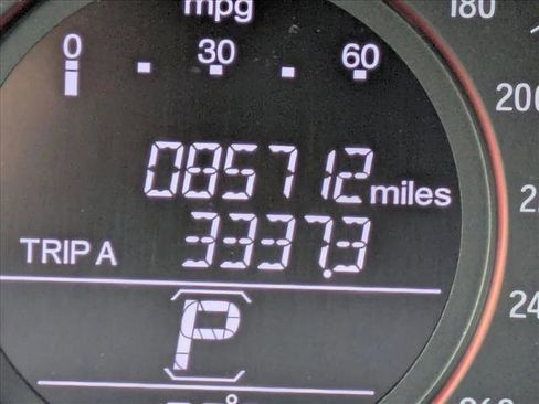 Used 2017 Honda Accord Sport image 12