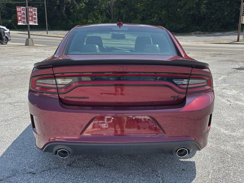 Used 2022 Dodge Charger R/T w/ Plus Group RWD image 31