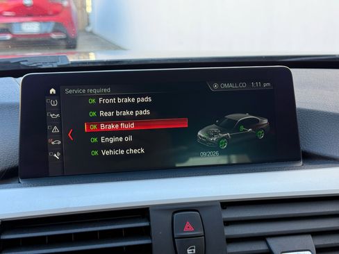 Used 2018 BMW 320i xDrive Sedan w/ Convenience Package image 23